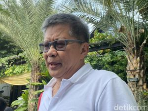 Rocky Gerung Temui Pramono, Beri Moral Support di Pilgub Jakarta