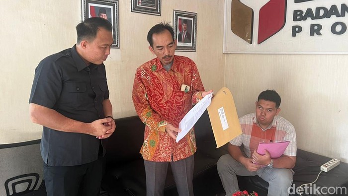 Sejumlah pejabat Pemprov Bengkulu dilaporkan kasus money politik ke Bawaslu