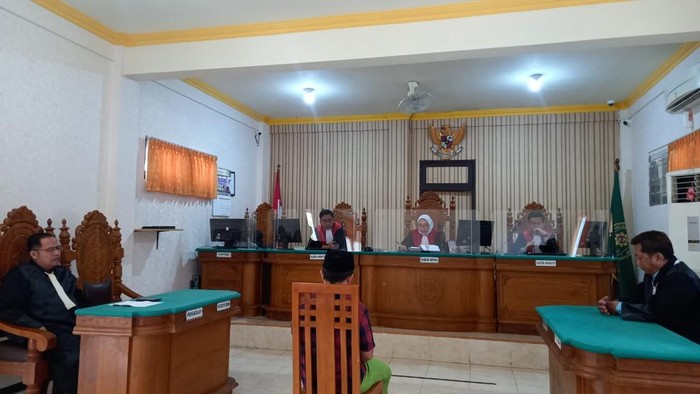 Sidang putusan perkara guru SD di Sumenep cabuli muridnya