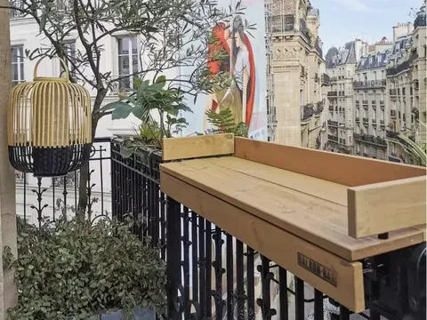 Teras atau balkon