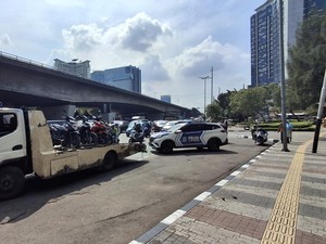 Sopir Truk Tabrak Sejumlah Kendaraan di Slipi Langgar Aturan Jadwal Melintas
