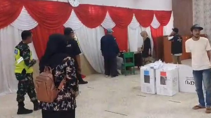 TPS 04 Desa Cipakat, Kecamatan Singaparna, Kabupaten Tasikmalaya.