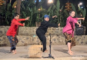 Nyawang Bulan, Tempat Mengenal Budaya Sunda