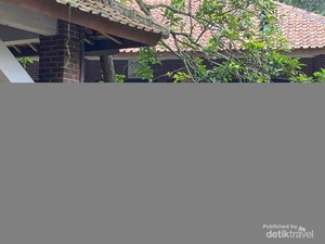 Ini Tempat Beli Oleh-oleh di Desa Adat Cirendeu, Olahannya Serba Singkong