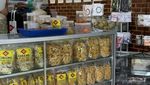 Ini Tempat Beli Oleh-oleh di Desa Adat Cirendeu, Olahannya Serba Singkong