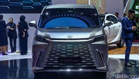 Lexus LM 500h dibekali dengan mesin 2.4L Turbocharged Four-Cylinder.