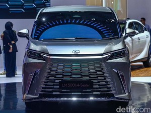 Kata Lexus soal Kehadiran Merek China Denza