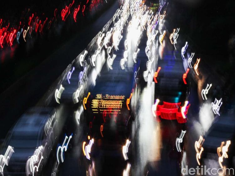 Waduh! Macet Jakarta Bikin Rugi Triliunan