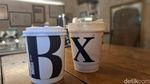 Di Balik Pintu Kecil Kafe Ini Ada Racikan Beragam Kopi Enak
