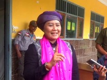 Cagub Jatim Luluk Menang Tebal di TPS Tempatnya Nyoblos