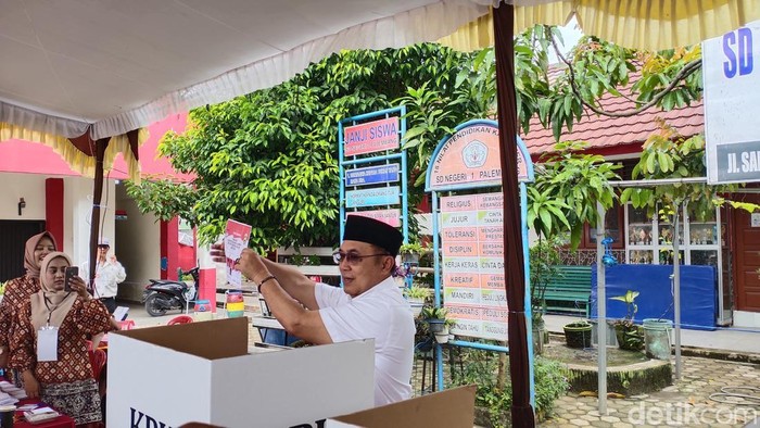 Calon Gubernur Sumatera Selatan Eddy Santana Putra
