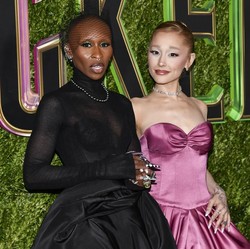 Curhat Cynthia Erivo soal Insiden Fans Peluk Ariana Grande