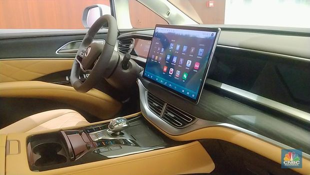 Denza, Mobil Baru BYD Pesaing Alphard Harga di Bawah Rp 1 M. (CNBC Indonesia/Suhendra)