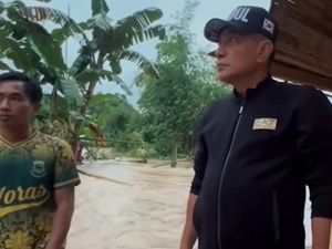 Edy Rahmayadi Tinjau Banjir Sebelum Nyoblos ke TPS