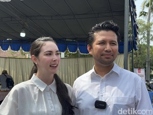 Arumi Bachsin Bersandar di Pundak Emil Dardak: I Will Always Be Here for You
