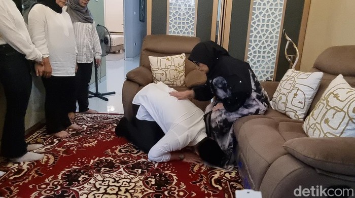 Eri Cahyadi nyoblos