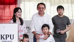 Gaya Ahok dan Keluarga Saat Nyoblos di TPS Pluit