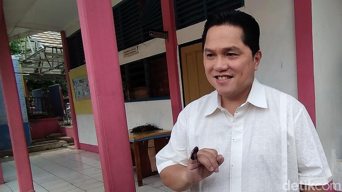 Para menteri ekonomi Presiden Prabowo Subianto menggunakan hak pilihnya dalam Pilkada 2024. Para menteri ialah Menteri Koordinator Bidang Pangan Zulkifli Hasan, Menteri Koordinator Bidang Infrastruktur dan Pembangunan Kewilayahan, Agus Harimurti Yudhoyono (AHY), Menteri Keuangan Sri Mulyani Indrawati, Menteri BUMN Erick Thohir, Menteri ESDM Bahlil Lahadalia.