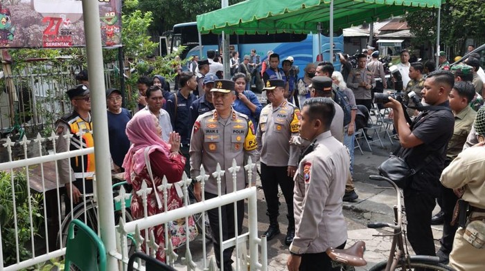 Kapolda Jatim cek berjalannya pilkada sampang