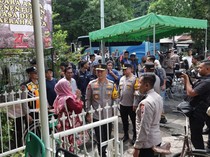 Cek TPS Surabaya-Madura, Kapolda Pastikan Pilkada Jatim Berjalan Lancar