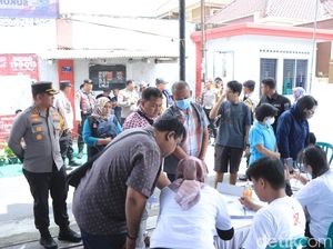 Kapolres Blitar Kota Antar Tahanan Salurkan Hak Suara