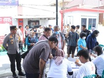 Kapolres Blitar Kota Antar Tahanan Salurkan Hak Suara