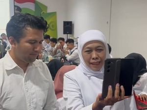 Jokowi Ucapkan Selamat ke Khofifah Usai Unggul di Quick Count Pilgub Jatim