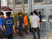 Berbaju Tahanan, 1.521 Napi Rutan Makassar Antusias Nyoblos Pilkada 2024