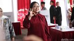 Momen Megawati dan Puan Pamer Kelingking Bertinta Usai Nyoblos
