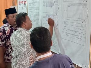 Hanya Selisih 5 Suara, Paslon BAGUS Unggul Tipis di Tempatnya Nyoblos
