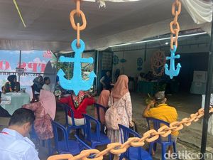 TPS Unik Pilkada di Bengkulu: Tema Bajak Laut hingga Rumah Adat