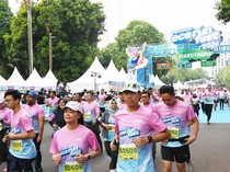 PertaLife Insurance Beri Asuransi Pelari di Pertamina Eco RunFest 2024