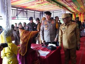 Pastikan Pilkada Sukses, Pj Gubri-Kapolda Tinjau TPS di Sejumlah Daerah