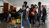 Ditjen Hubud Kementerian Perhubungan memprediksi jumlah masyarakat yang menggunakan pesawat terbang selama momen libur Natal 2024 dan Tahun Baru 2025 mencapai 3.912.224 penumpang.  