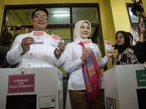 Potret RK-Suswono Gunakan Hak Pilih di Bandung dan Bogor