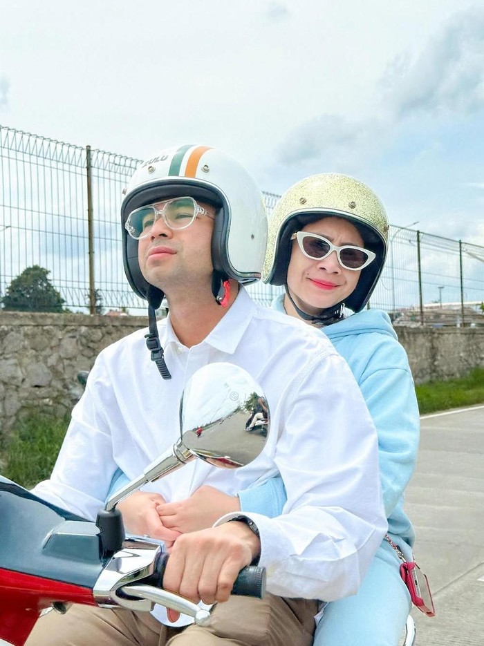 Raffi Ahmad dan Nagita Slavina nyoblos untuk Pilkada 2024.