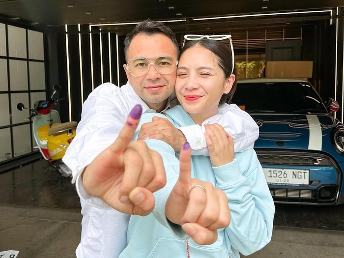 Raffi Ahmad dan Nagita Slavina Raffi Ahmad dan Nagita Slavina nyoblos untuk Pilkada 2024.