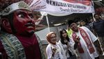 Rano Karno dan Istri Gunakan Hak Pilih di TPS 065 Lebak Bulus