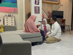 Ridwan Kamil Nostalgia Kenang Rumah Masa Kecil di Bandung