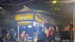 Roti Viral Aneka Topping di Tebet Ini Harganya Rp 15 Juta!