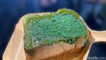 Roti Viral Aneka Topping di Tebet Ini Harganya Rp 15 Juta!