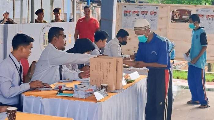 Suasana pencoblosan di Lapas Warungkiara Sukabumi