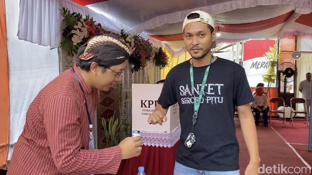 Suasana TPS 003 Kelurahan Lempongsari, Kecamatan Gajahmungkur, Rabu (27/11/2024).