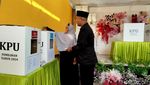 TPS Unik di Bangkalan Berkonsep Pernikahan