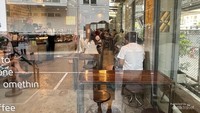 Suasana penikmat kopi