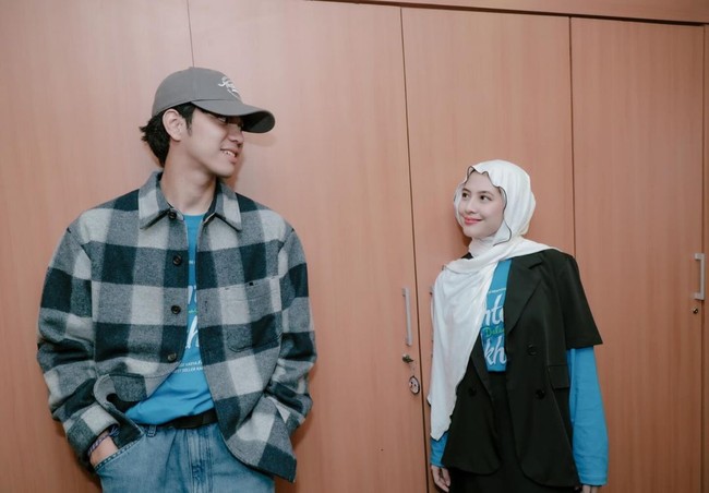 Adhisty Zara, atau juga dikenal dengan Zara Ex-JKT48, membintangi film drama romantis bernuansa religi ‘Cinta Dalam Ikhlas’. Dalam film tersebut, Zara memerankan karakter Ara, yang sehari-harinya mengenakan hijab. Foto: Instagram/@zaraadhsty