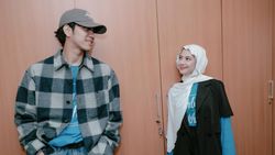 Potret Zara Adhisty Berhijab, Disebut Lebih Adem Potret Zara Adhisty Berhijab, Disebut Lebih Adem