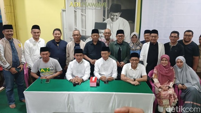 Adi Wibowo-Mokhamad Nawawi klaim menang Pilwali Pasuruan.