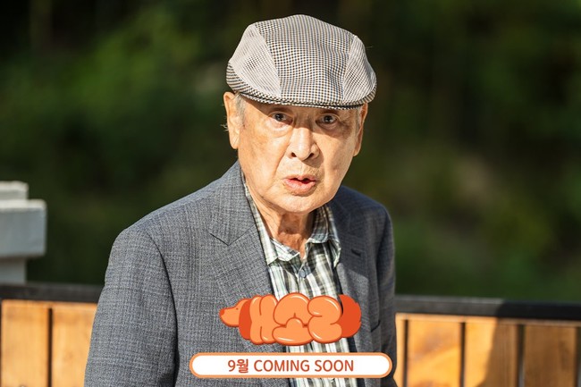 Aktor kawakan Lee Soon Jae mengesankan publik dengan aktingnya di drama Korea Dog Knows Everything. Drama itu mengikuti kisahnya memecahkan kasus misterius bersama seekor anjing setelah tiba-tiba memahami arti gonggongannya. Foto: Instagram