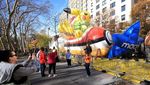 Balon Raksasa Meriahkan Parade Thanksgiving di New York